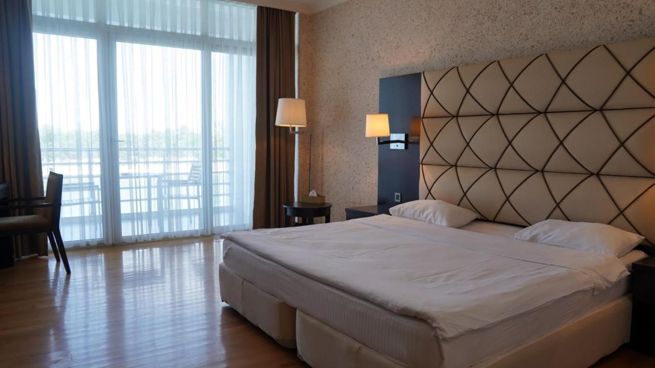 Agsaray Deluxe Hotel & Spa 민가치헤비르 외부 사진